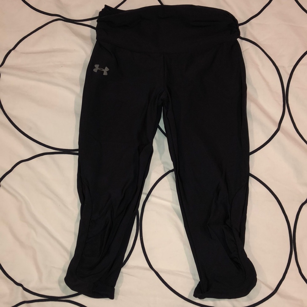 EUC Under Armour running capris SMALL